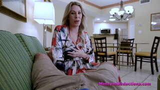 Panas Milf keinginan Besar Penis - Nikki Brooks