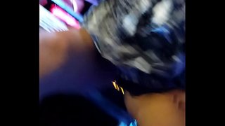 GOSTOSONA NICI un BAR DESCHIS (fără nud)