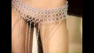 ���านเต้นรำเดี่ยวหญิงที่ดี a4U-Lincy Leaw