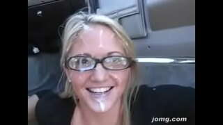 Printempo Thomas Senorda Vizaĝa Portas Okulvitrojn