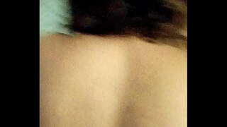 Chồng hắn, đánh đập hắn và tôi nhìn vào tôi