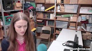 Zombini shoplyfting teen kwaye grandmother ingxamele bang yi-horny LP Igosa Erica Lauren