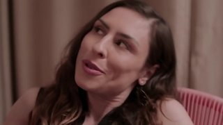 EMME WIT EEN BLOWJOB VAN TWEE LULLEN