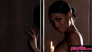 ���ிளையாட்டு கருப்பு செக்ஸ் சிற்றின்ப ஸ்ட்ரிப்டீஸ் அமர்வு