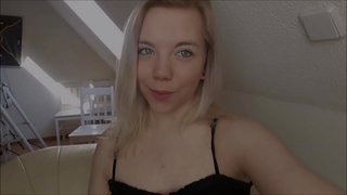 ���ो जवान राम्रो गडबड छ र मा sprayed